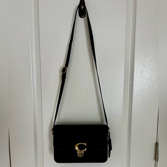 Coach Studio Bag Black Glovetanned Leather EUC soft lining Gold Hardware 🖤 - Picture 13 of 16